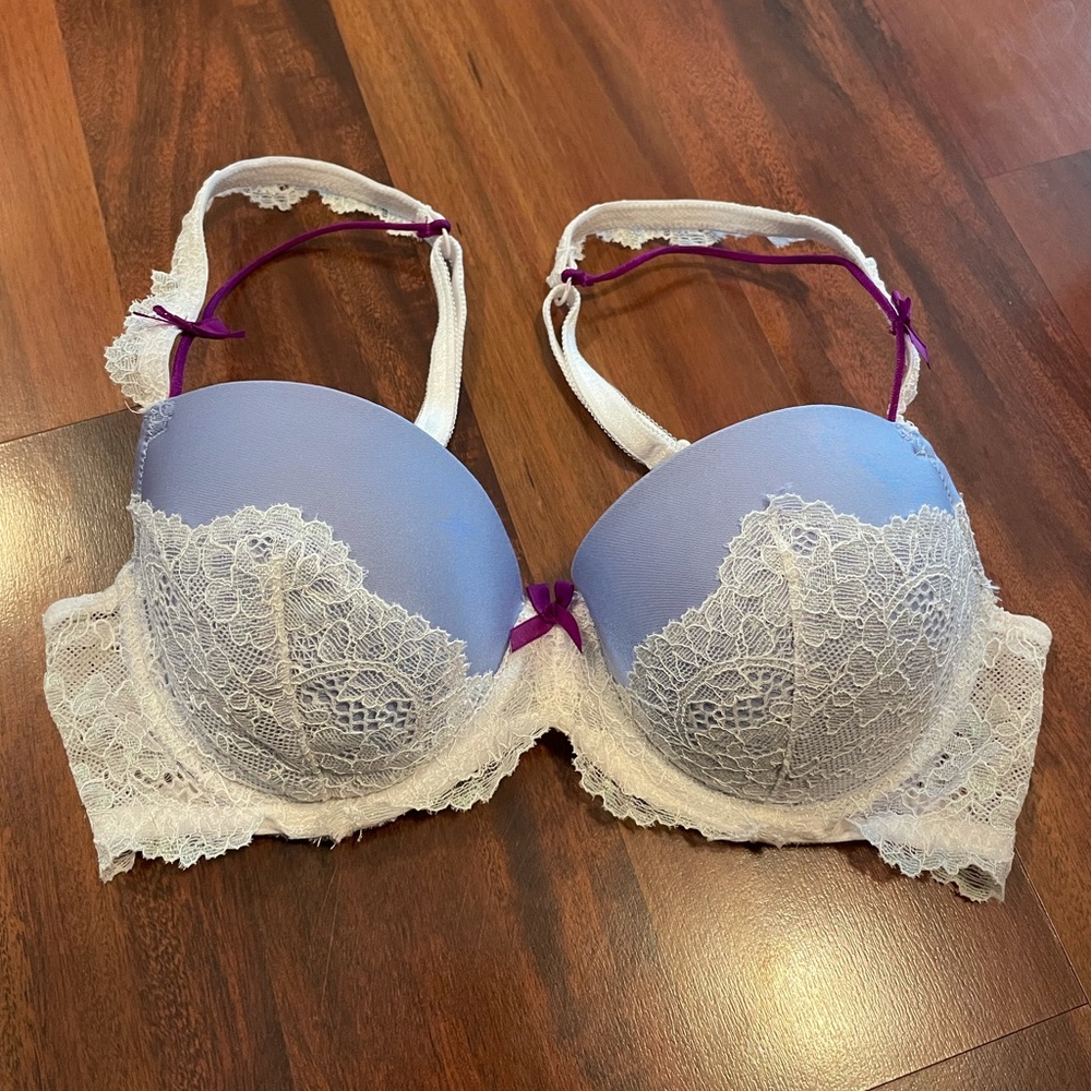 Victoria’s Secret Bra 32C